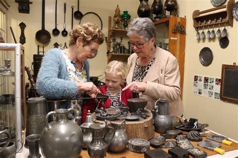 oude ambachten & speelgoed museum rijksweg 87 3784 lv terschuur|oude ambachten voor kinderen.